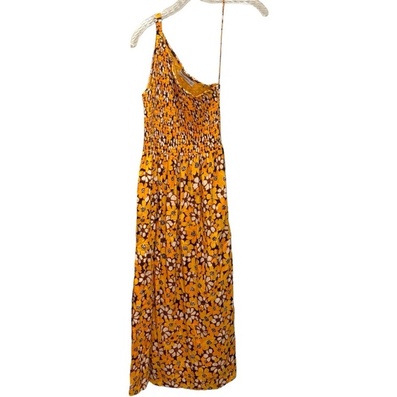 Faithfull the Brand Khalani One Shoulder Smocked Midi Dress in Size 6 - Picture 3 of 5